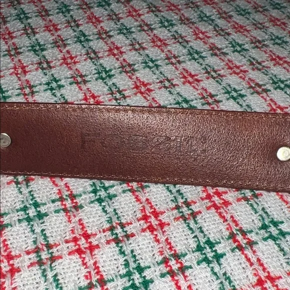 Fossil Vintage 1997 Leather and Silver Belt - Picture 3 of 6